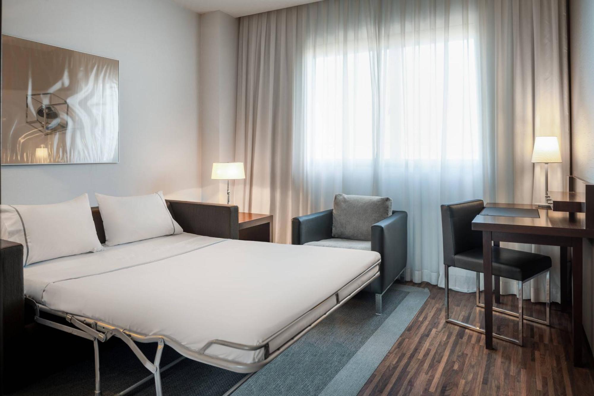 Ac Hotel Gijon By Marriott Extérieur photo