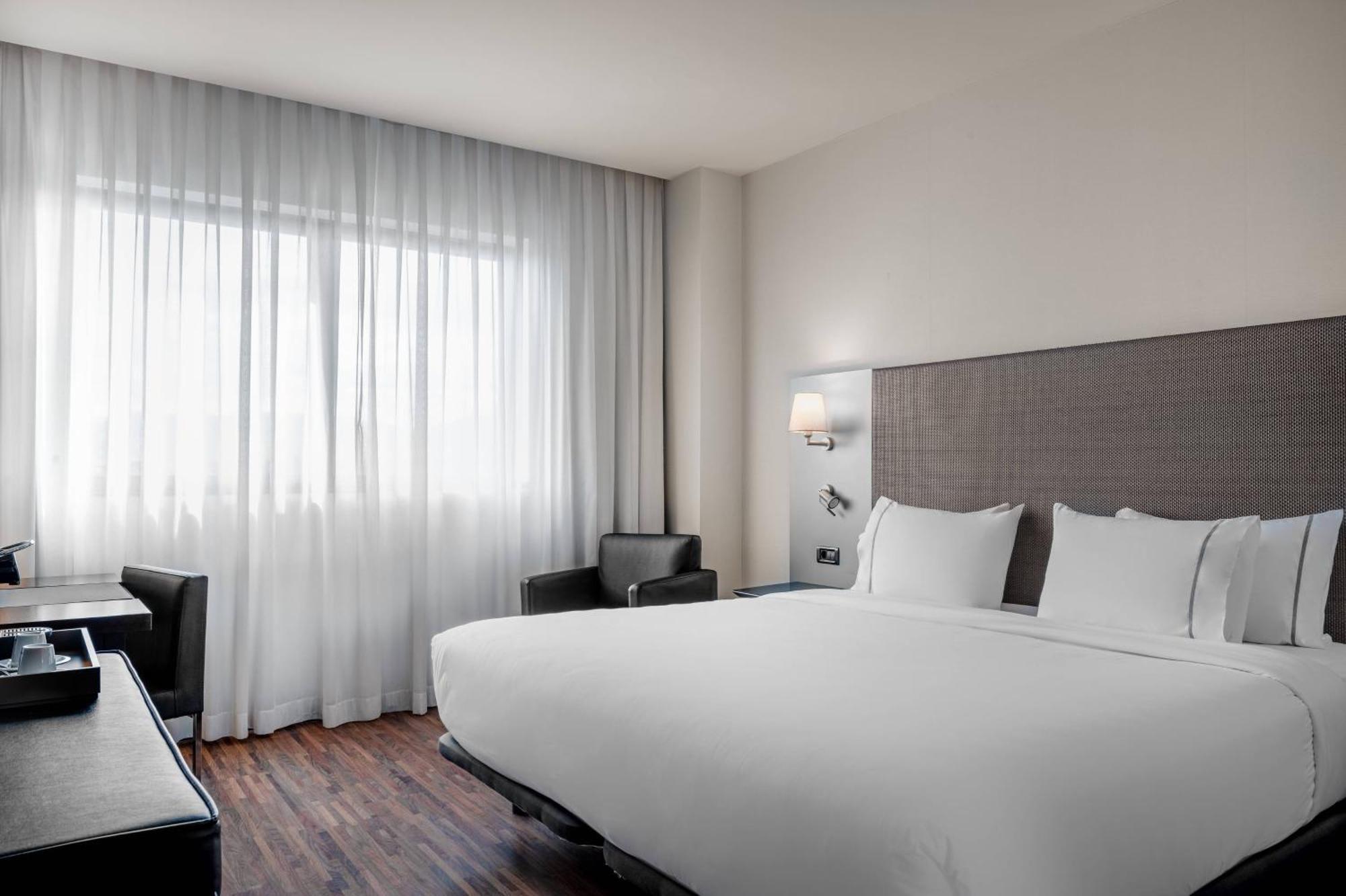 Ac Hotel Gijon By Marriott Extérieur photo