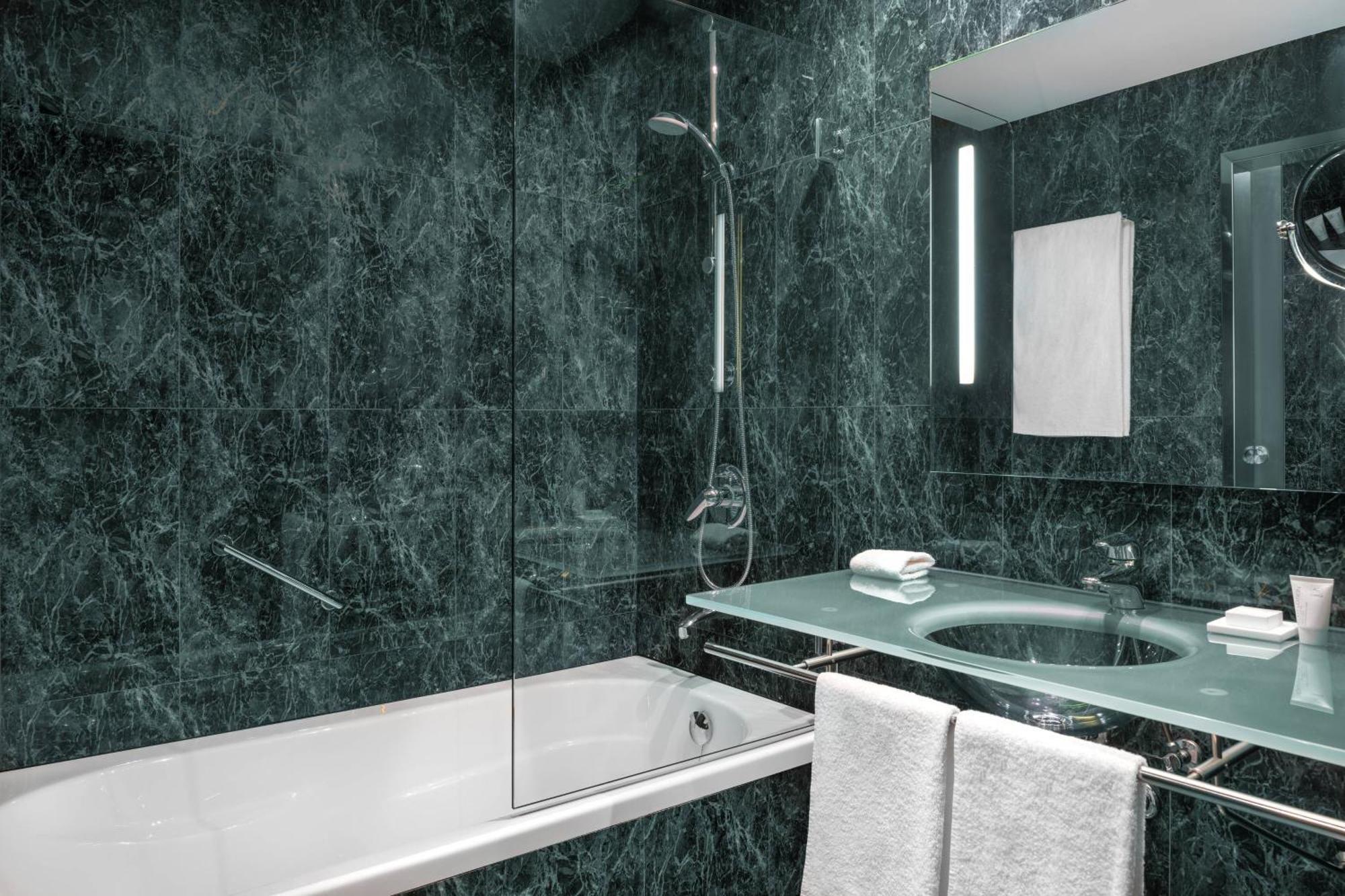 Ac Hotel Gijon By Marriott Extérieur photo