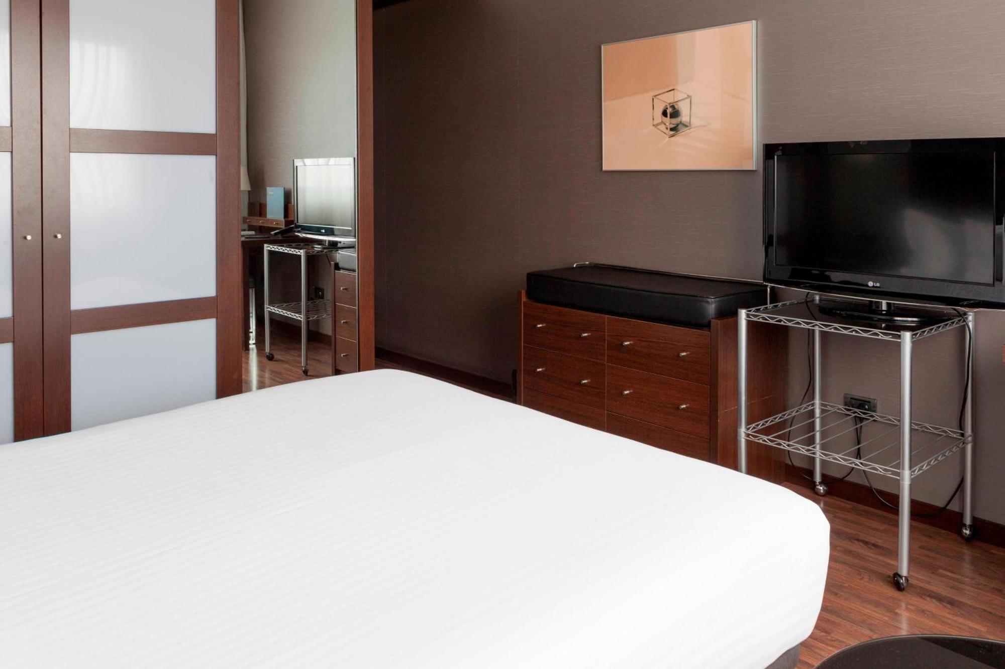 Ac Hotel Gijon By Marriott Extérieur photo