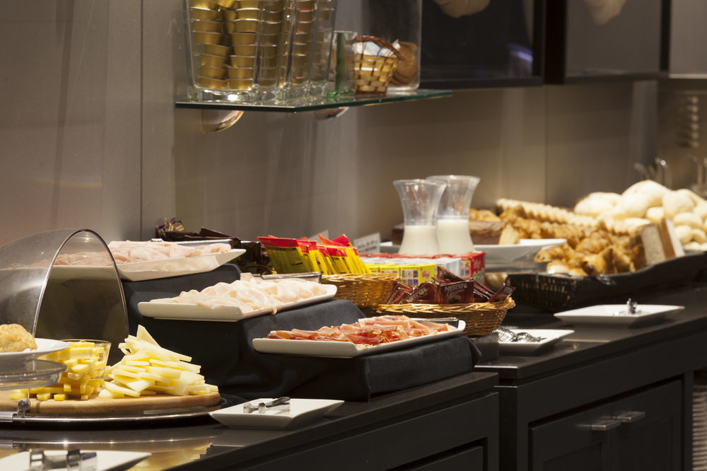 Ac Hotel Gijon By Marriott Extérieur photo
